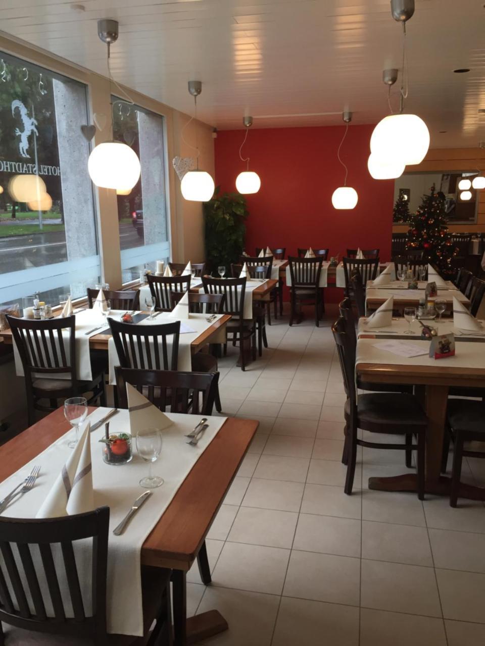 Hotel & Restaurant Stadthof Glarus Exterior foto